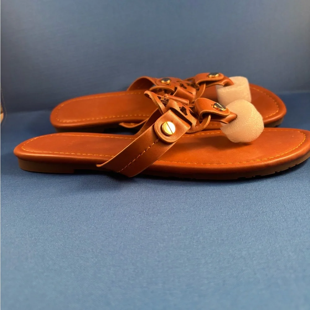 Tory Burch stylish Brown Women's Sandals. Size 39 same as US 8, 8.5, or 9. - Picture 3 of 5